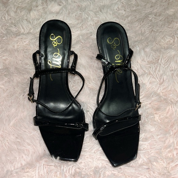 So Me Black Heels - Picture 4 of 4